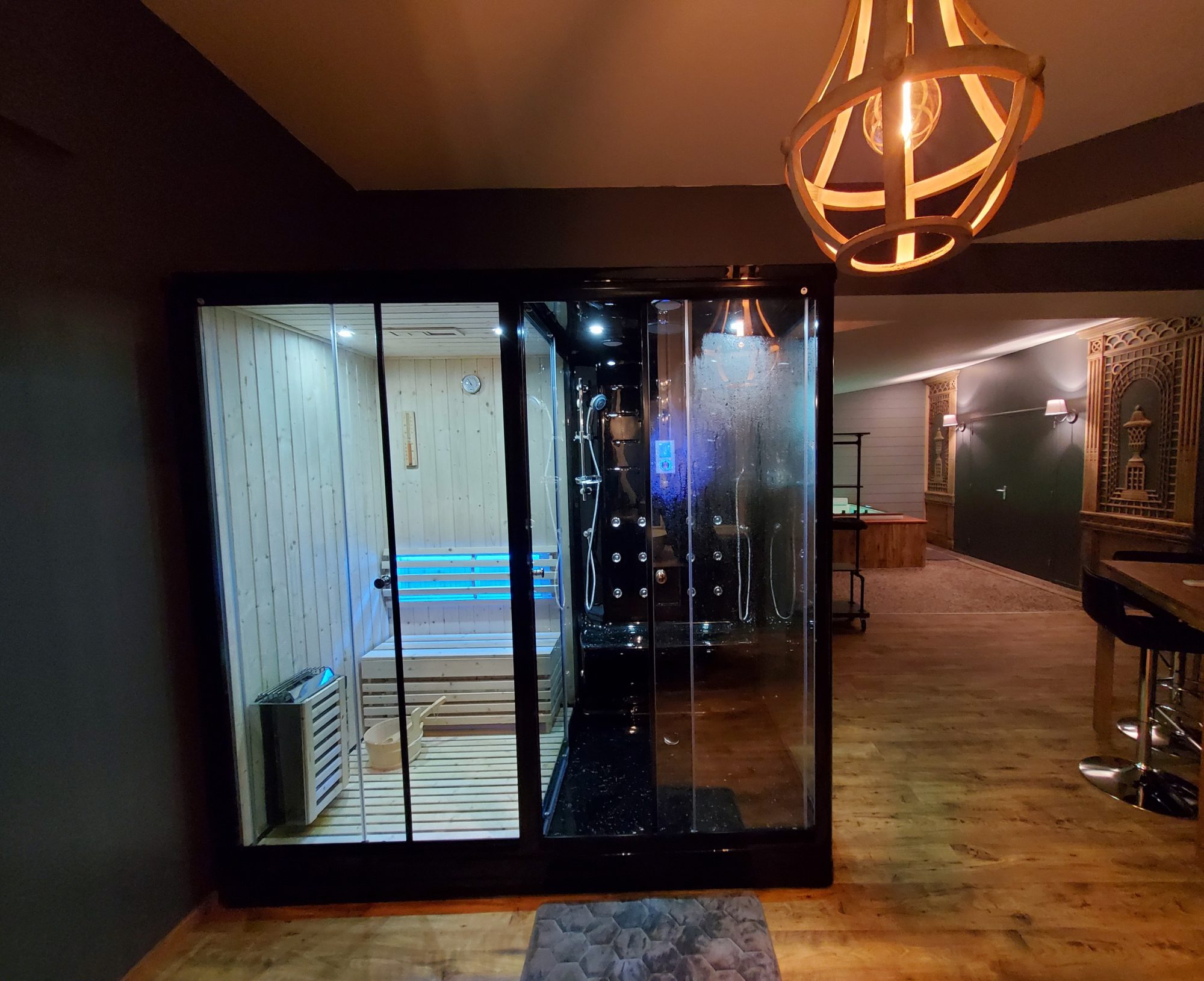 Sauna, hammam et douche à jet privatif pour 2 personnes